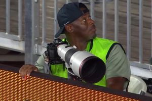 ¡Nadie se quiere perder a Messi! Ken Griffey Jr, presente como fotógrafo en juego del Inter Miami