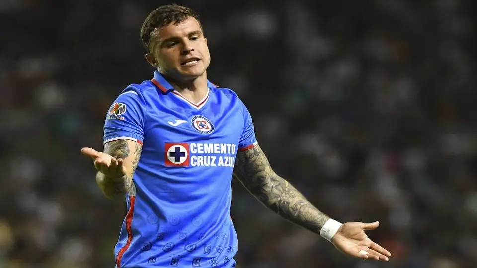 Christian Tabó fue abucheado previo al duelo de Cruz Azul frente a Toluca
