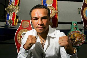 Canelo Álvarez sobre los títulos de Juan Manuel Márquez: ´Pudiéramos sacarle muchas cosas'