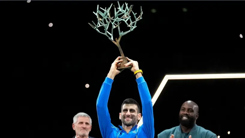 Novak Djokovic se corona en París y gana su título 40 de Masters 1000