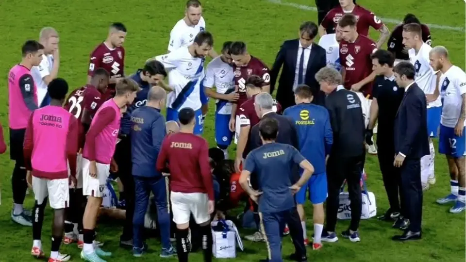 ¡Drama en la Serie A! Jugador del Torino se desplomó y quedó inconsciente en pleno partido