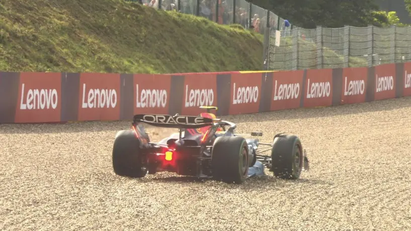 Checo Pérez tras abandonar el sprint en Bélgica: "Se arruinó nuestra carrera"