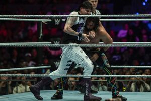 Público de la Arena CDMX se 'burla' de Dominik Mysterio y lo apodan 'Peso Pluma'