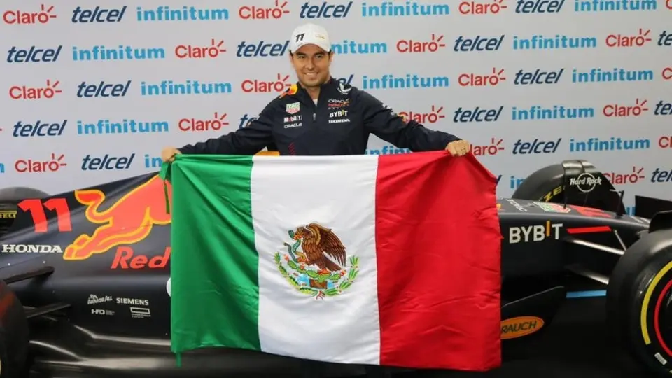 Checo Pérez, junto a miles de mexicanos, buscará la gloria en el Gran Premio de México
