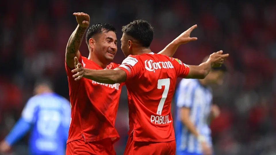 Toluca sufre pero se impone en casa ante Rayados