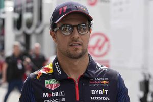 Checo Pérez tras quedar fuera de la Q3 en el GP de Singapur: “Fue un desastre”