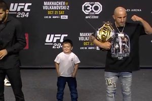 Hasbulla se roba las miradas de cara al evento del año UFC:294 entre Makhachev y Volkanovski