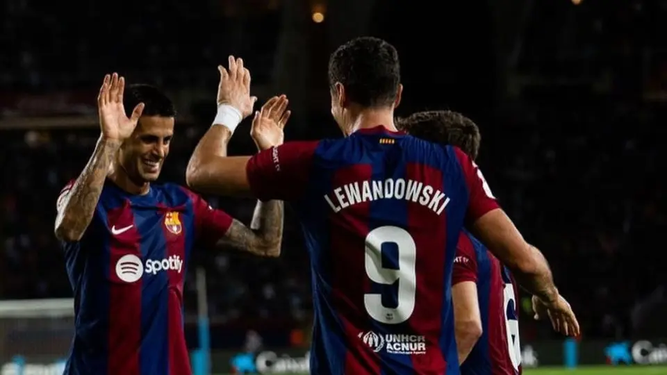 Robert Lewandowski lidera el triunfo del Barcelona contra el Celta de Vigo