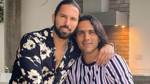 Aldo de Nigris trolea a su hermano Poncho por hacerse el estratega en LCDLF