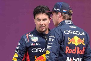 Checo Pérez tuvo tiempos similares a Verstappen en Austin, reconoció Helmut Marko