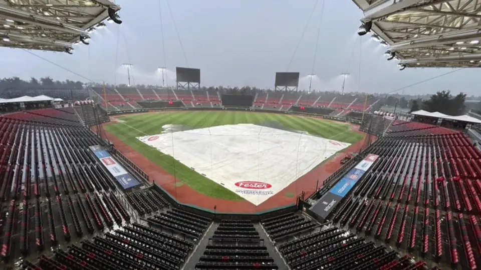 El juego 2 entre los Diablos Rojos y los Pericos fue postergado por la lluvia