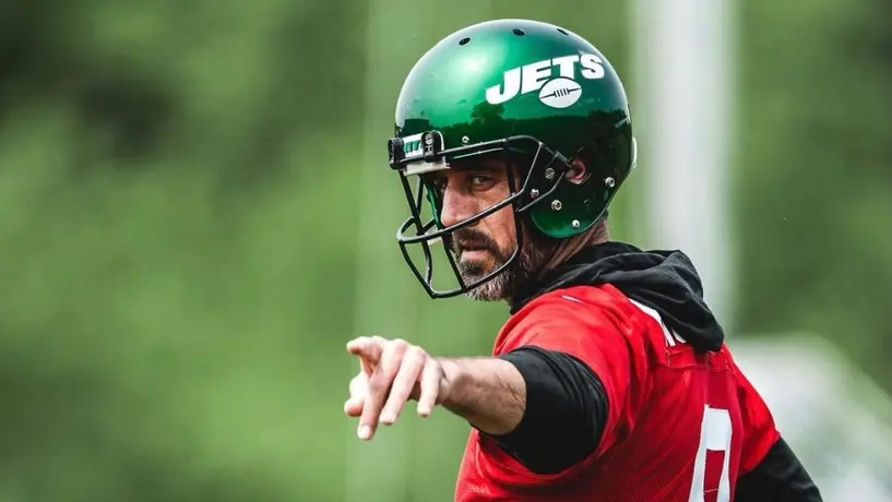 Aaron Rodgers está molesto e incómodo por la grabación de un reality de NFL