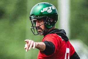 Aaron Rodgers está molesto e incómodo por la grabación de un reality de NFL