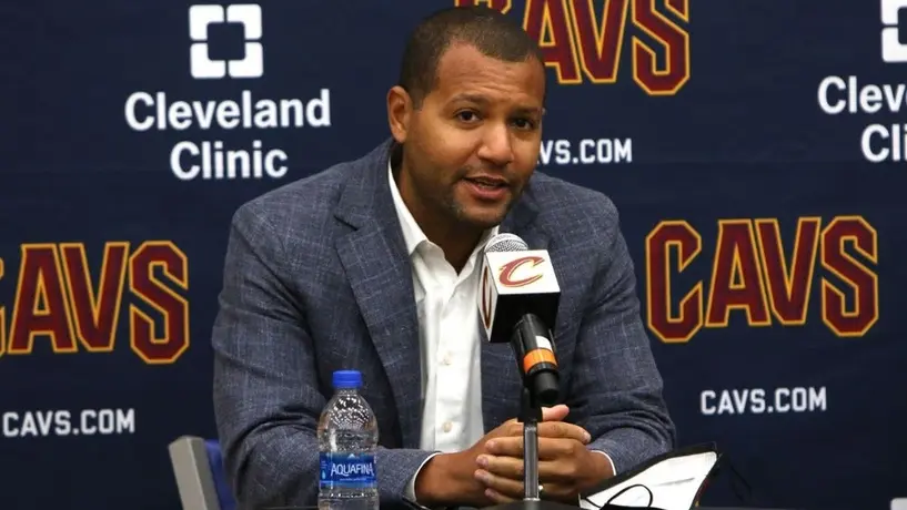 Koby Altman, presidente de los Cavaliers, fue detenido en estado de ebriedad