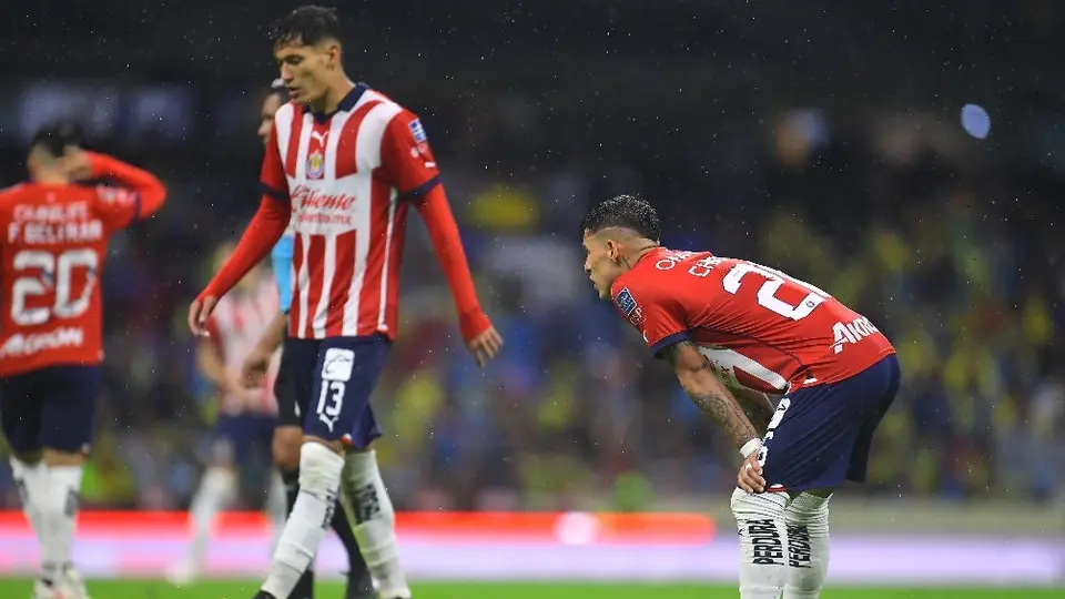 'Tiburón' Sánchez considera que Chivas tiene plantel para revertir su situación