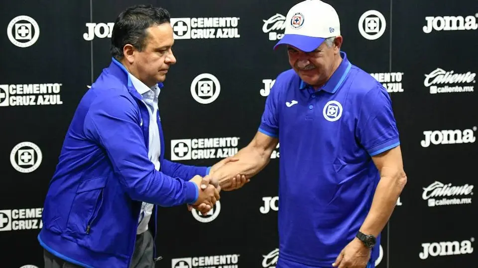 Directiva comparte responsabilidad con Tuca Ferretti por mal momento de Cruz Azul