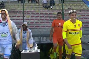 ¡Con estilo! Fortaleza CEIF salen de los vestidores como boxeadores