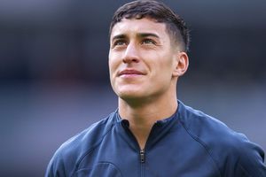 Mandan a callar a Alejandro Zendejas en plena conferencia de prensa