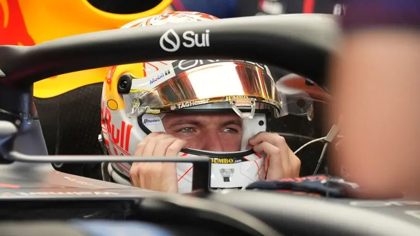 Verstappen explota con Red Bull por maniobra de Checo Pérez: '¿Qué cara** fue eso?'