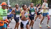 Acusan al corredor mexicano Miguel Vargas de 'hacer trampa' en Maratón CDMX