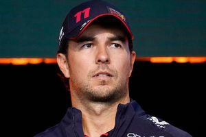 ¿Cómo le ha ido a Checo Pérez en el Gran Premio de Gran Bretaña?