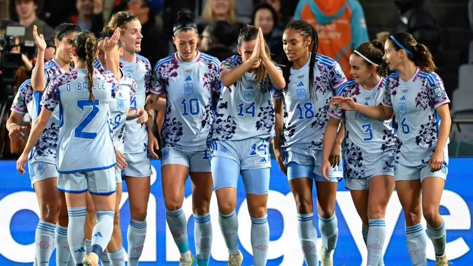 ¡El oso del Mundial Femenil! Laia Codina hace un autogol increíble en el España vs Suiza