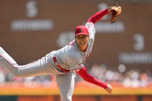 Shohei Ohtani implanta récord en MLB tras blanqueada y pegar dos cuadrangulares en doble cartelera