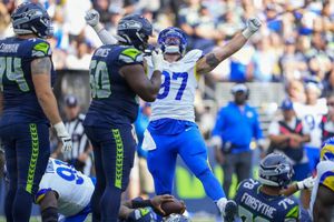 Seahawks busca superar las indisciplinas tras la derrota contra los Rams