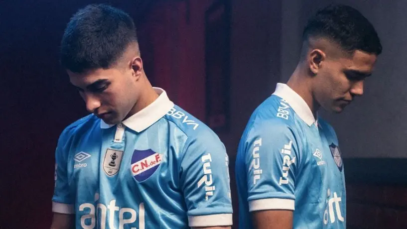 Nacional de Uruguay presentó su nuevo uniforme en honor a la primera victoria de la selección