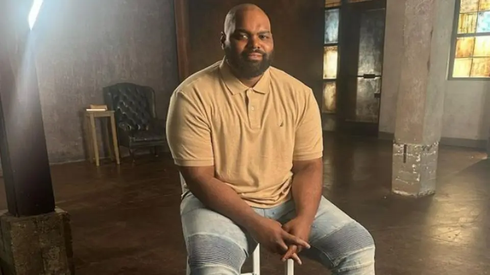 Michael Oher, acusado de intentar extorsionar a la familia Tuohy antes de presentar demanda