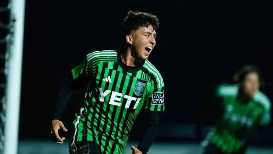 Sobrino de Carlos Vela mete un golazo en la MLS
