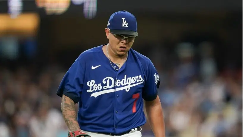 Casillero de Julio Urías es retirado por Dodgers en medio de investigación por violencia doméstica