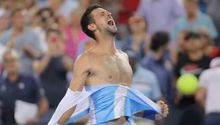 Novak Djokovic pide a gritos su creatina en la Final del Masters de Cincinnati ante Carlos Alcaraz