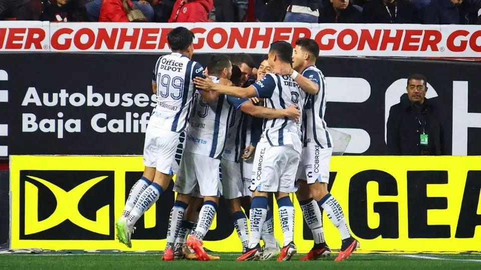 Pachuca, con Erick Sánchez encendido, venció y eliminó a los Xolos de Tijuana