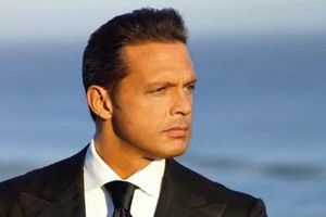 Luis Miguel extiende su gira hasta 2024 con 50 nuevas fechas