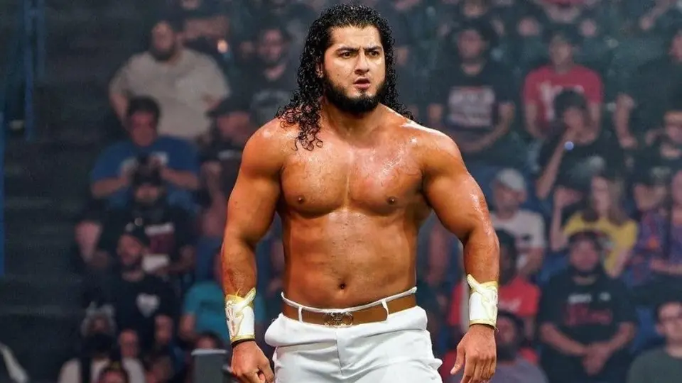 Rush firma contrato de exclusividad con AEW