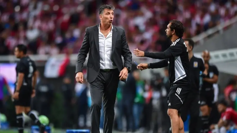 Robert Siboldi reconoce que ser campeones no los hace invencibles: "Esto es un tropezón"