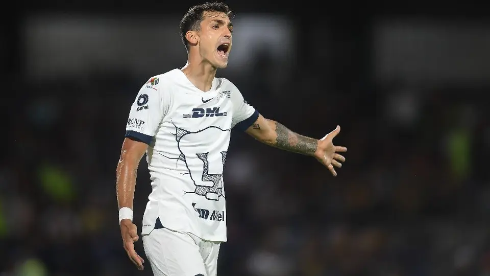 Juan Dinenno, a dos goles de entrar al Top 10 de máximos goleadores de Pumas