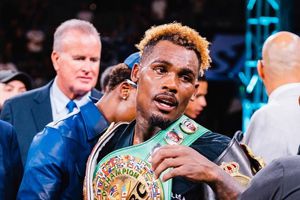 Jermell Charlo restaura su relación con su hermano Jermall antes de la pelea con Canelo