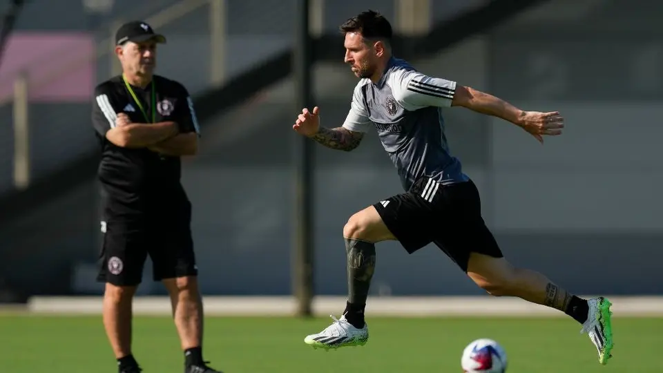 Gerardo Martino afirmó que Lionel Messi sí tiene posibilidad de jugar contra Cruz Azul