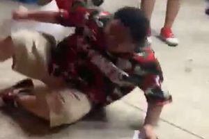 Aficionado de los Leones de Yucatán sufre una fuerte lesión durante su festejo