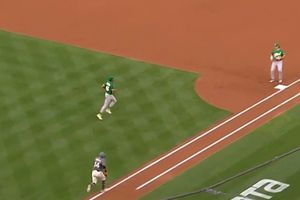 MLB: Por exceso de confianza, beisbolista de Athletics permitió que su rival llegara a primera base