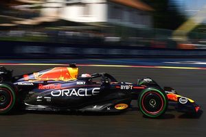 Red Bull: Martin Brundle piensa que Verstappen tiene un coche diferente al de Checo