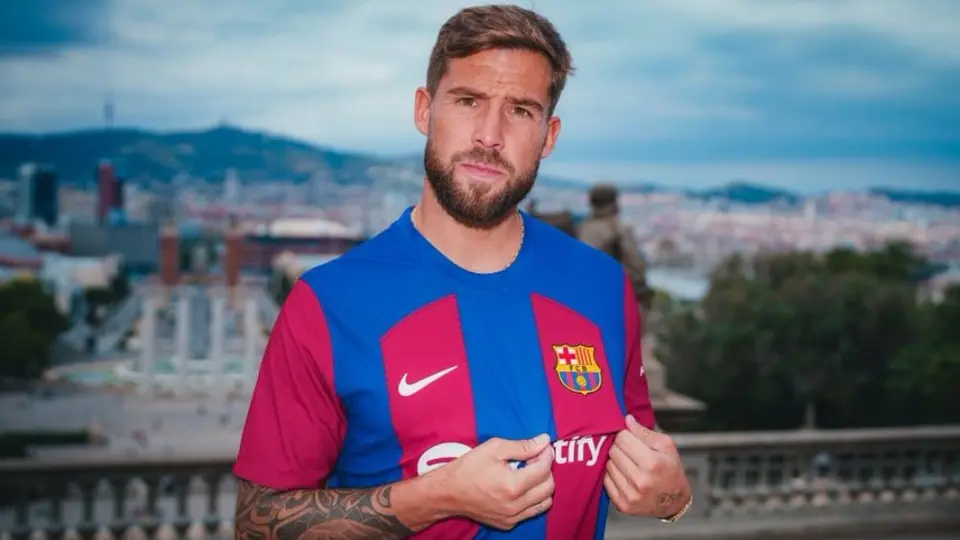 Barcelona confirma el fichaje del defensa Iñigo Martínez