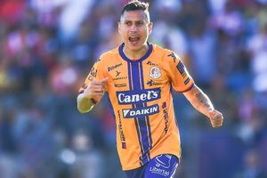 Afición de Cruz Azul se burla de Cata Domínguez luego sus errores en Leagues Cup