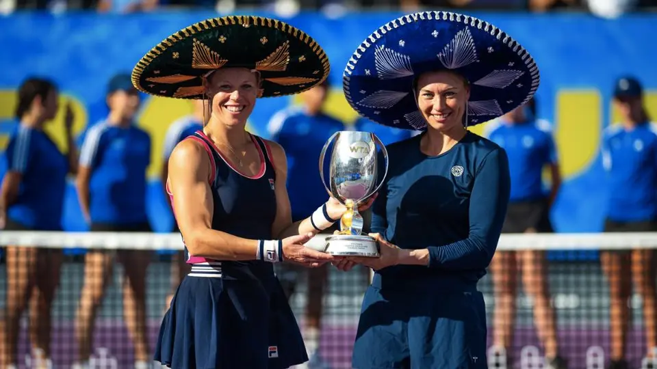 Vera Zvonareva y Laura Siegemund ganaron dobles en el WTA Finals en Cancún