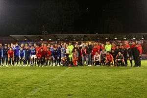 ¡Jugador del partido! Gato muestra su velocidad durante juego entre Tlaxcala y Real Oviedo