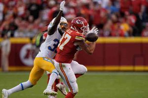 NFL: Kansas City derrotó a a Los Ángeles Chargers de la mano de Travis Kelce
