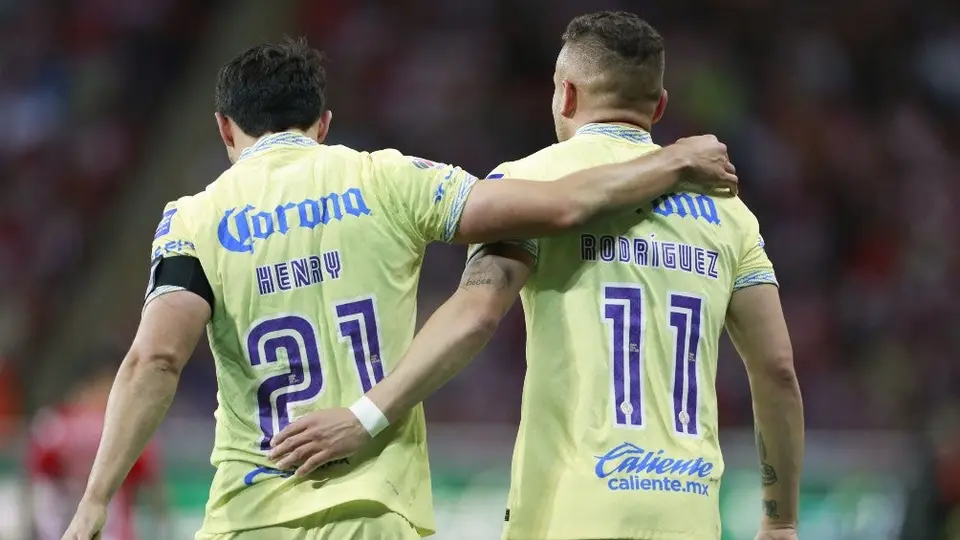 ¡Luz verde en América!  Henry, Cabecita y Cáceres entrenaron al parejo del equipo