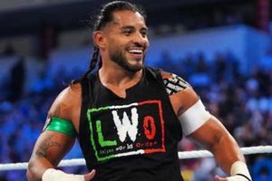 Santos Escobar al verse en pantalla de WWE en la Arena CDMX: “Imaginemos cosas chingonas"